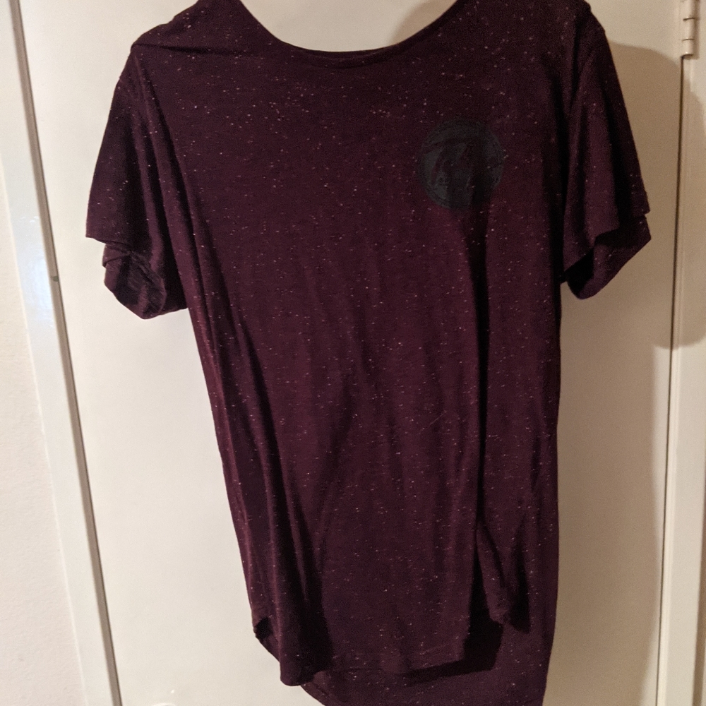 Tee shirt
